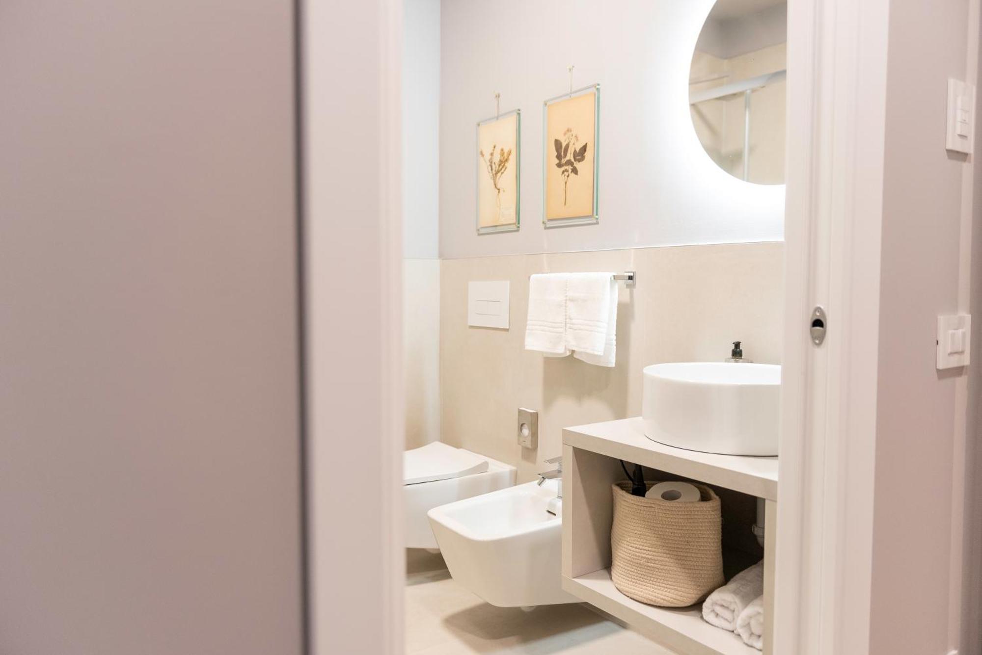 Regina Boutique Suites Trieste Eksteriør bilde