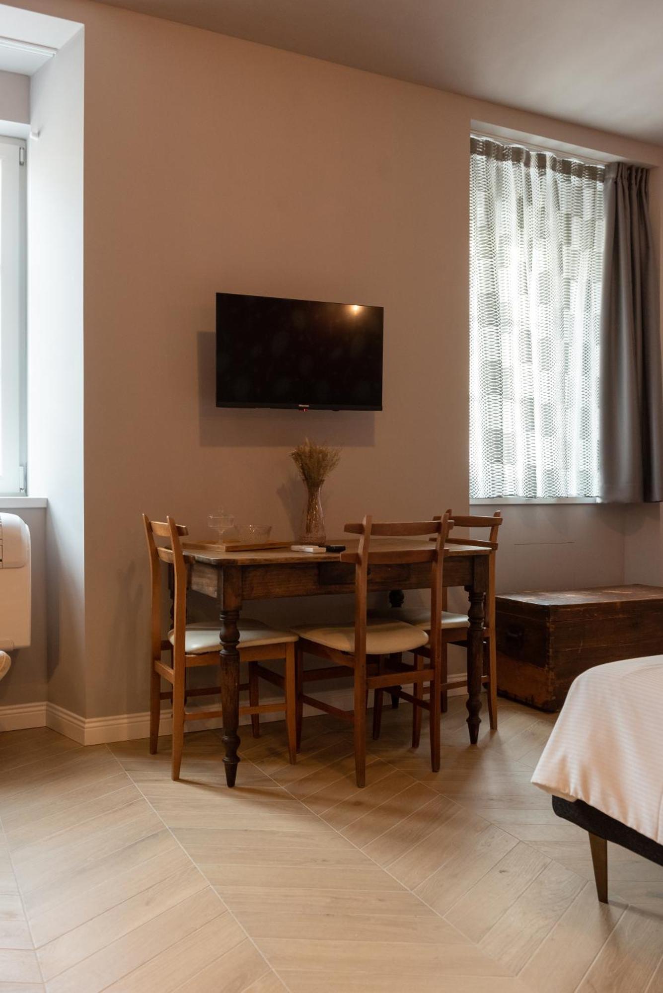 Regina Boutique Suites Trieste Eksteriør bilde